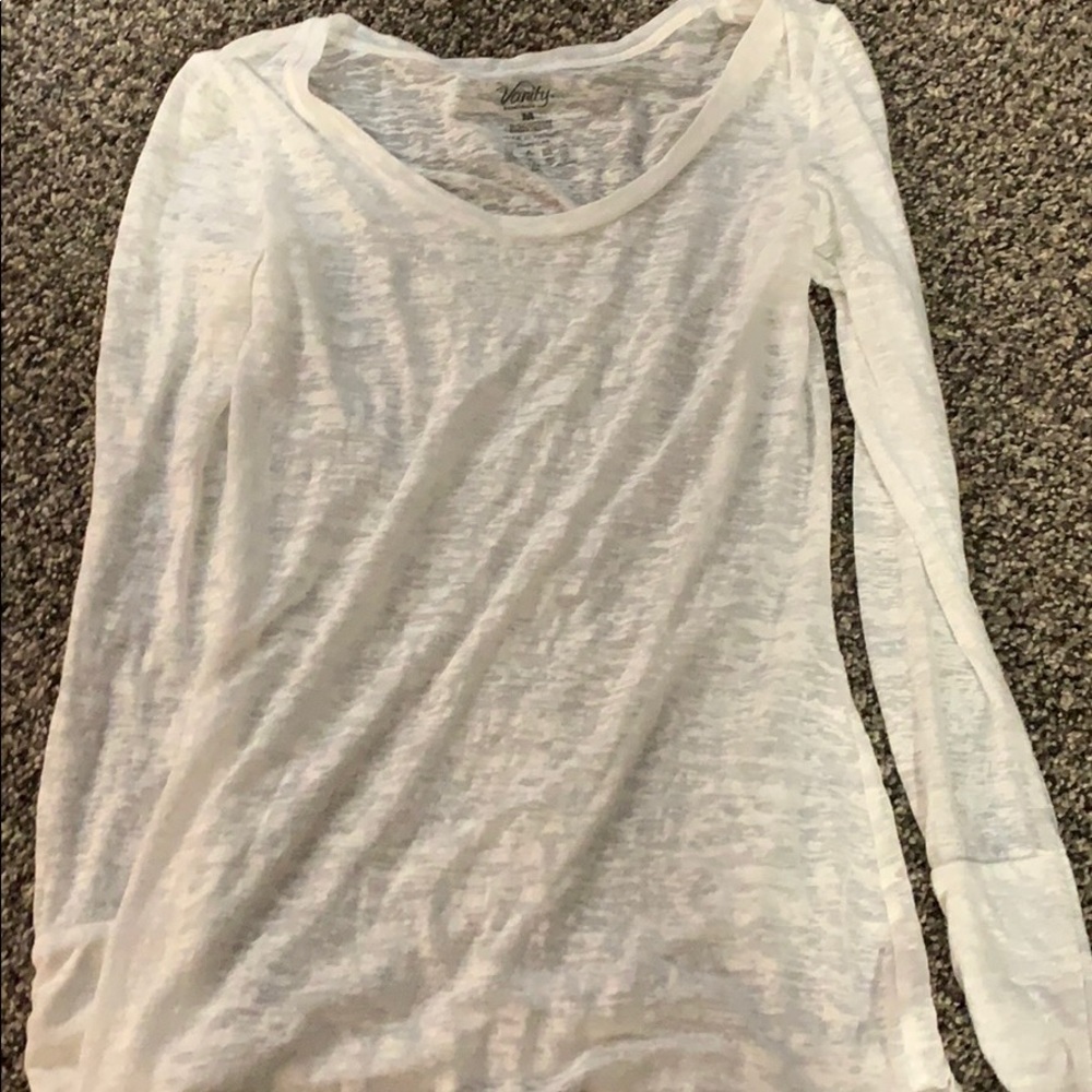 Tee